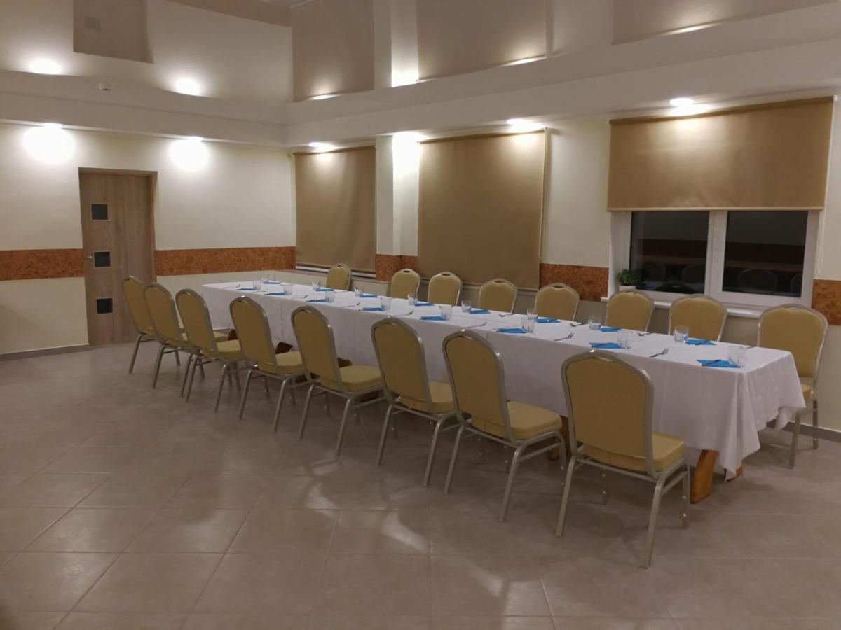 Viesbutis Kelyje Ξενοδοχείο Ουτενά Εξωτερικό φωτογραφία